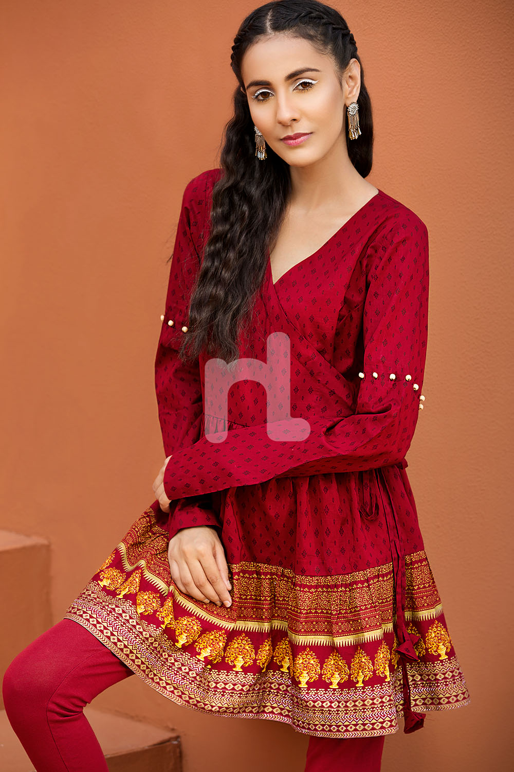 /2018/05/nishat-linen-eid-collection-pe18-22-maroon-printed-stitched-lawn-frock1pc-image1.jpeg