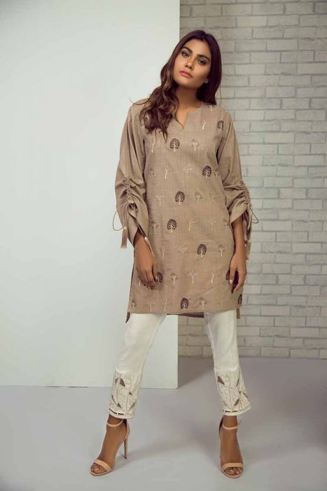 /2018/11/gul-ahmed-kalamkari-collection-brown-embroidered-shirt-glw-18-29-image1.jpeg