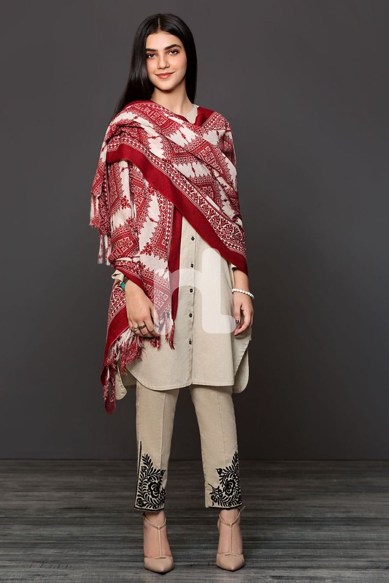 /2019/01/nishat-linen-41802200-red-printed-mix-wool-standard-shawl-image1.jpeg