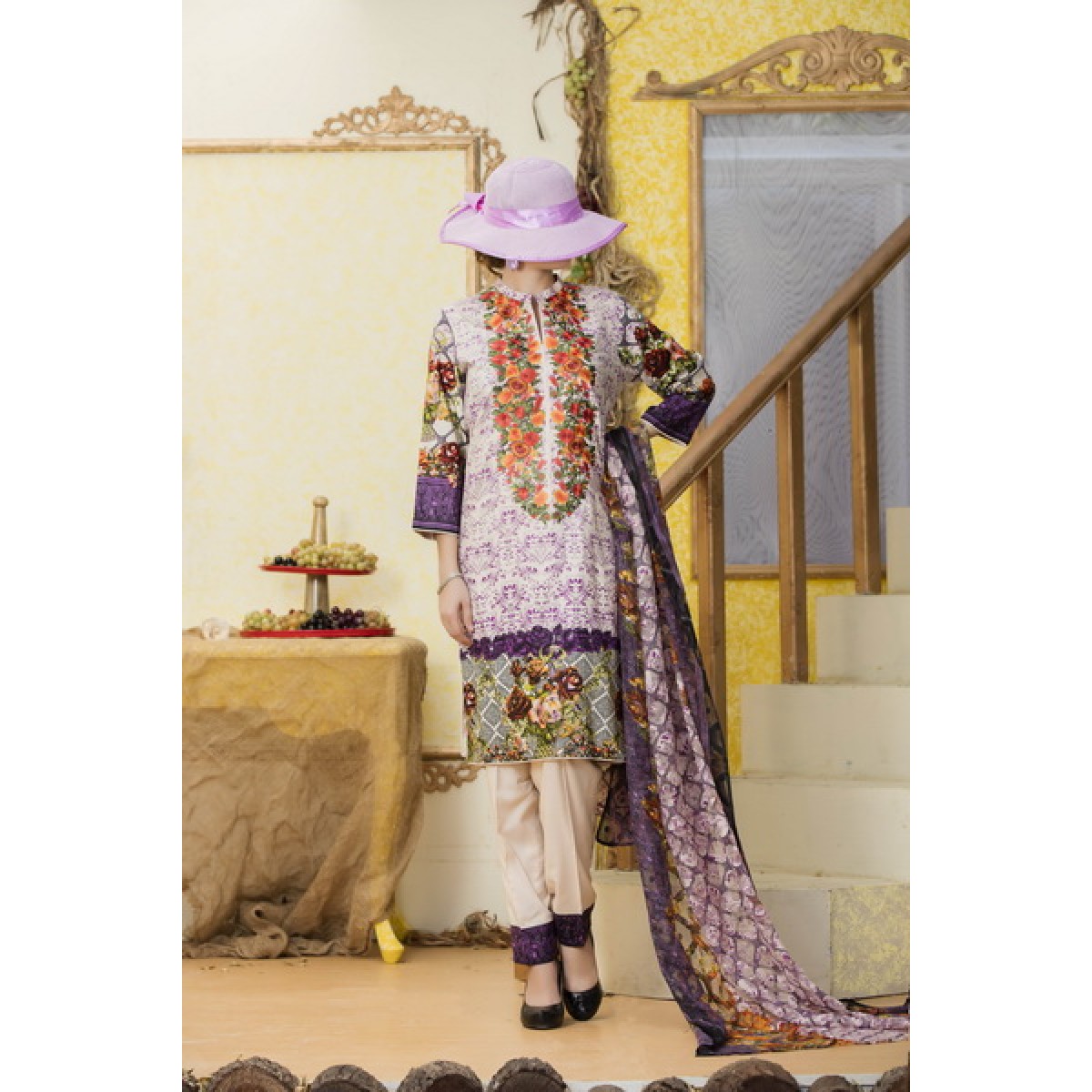 /2019/02/rangoli-ayesha-alishba-embroidered-linen-fallwinter-vol-2-aal2-04a-17-image1.jpg