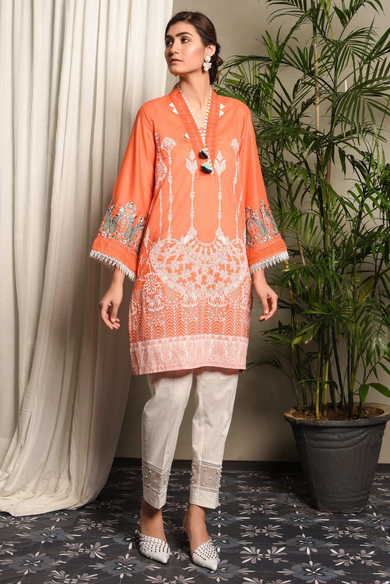 /2019/04/ethnic-by-outfitters-summer-collection-19-boutique-shirt-wtb191785-image1.jpeg
