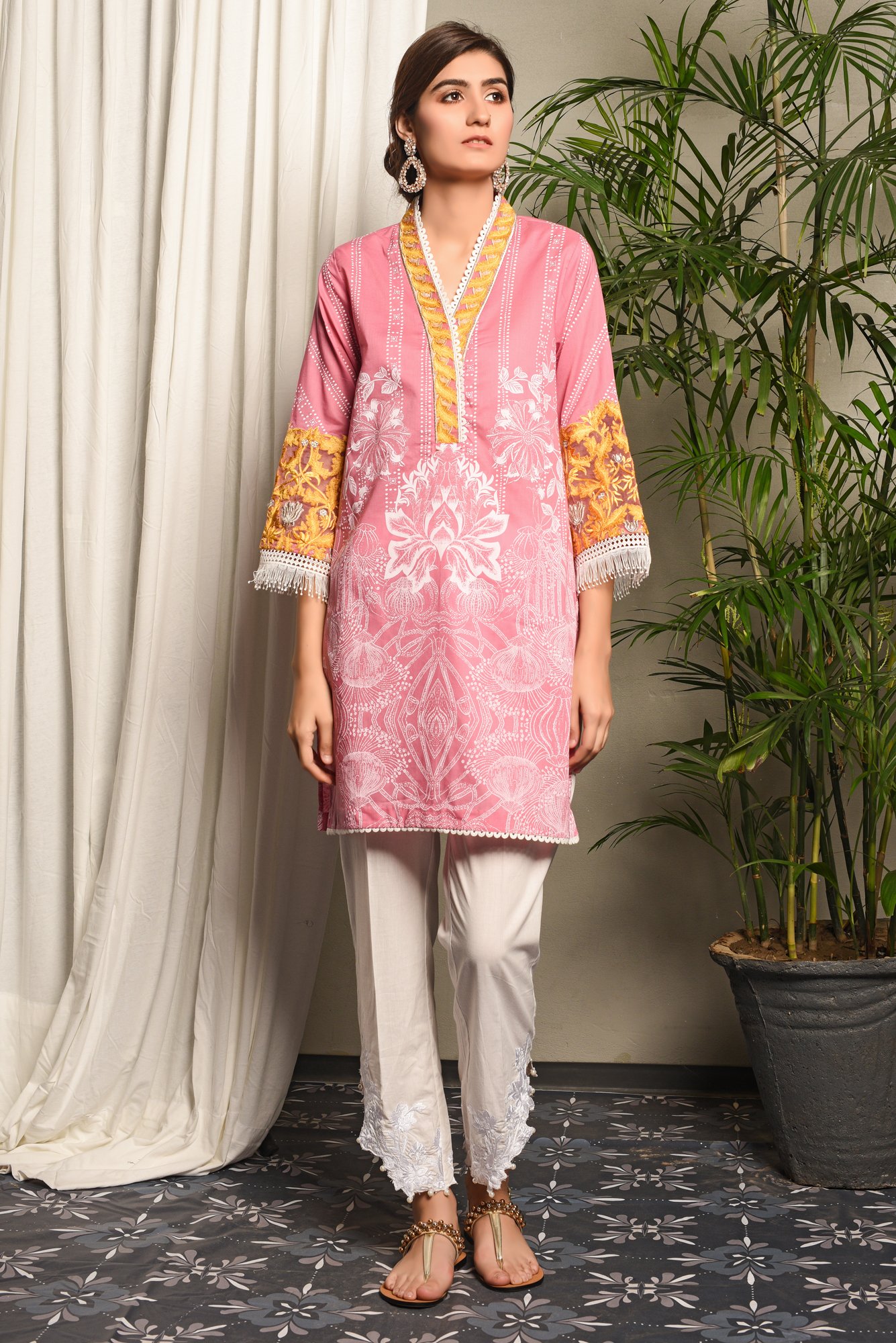 /2019/04/ethnic-by-outfitters-summer-collection-19-boutique-shirt-wtb191788-image1.jpeg