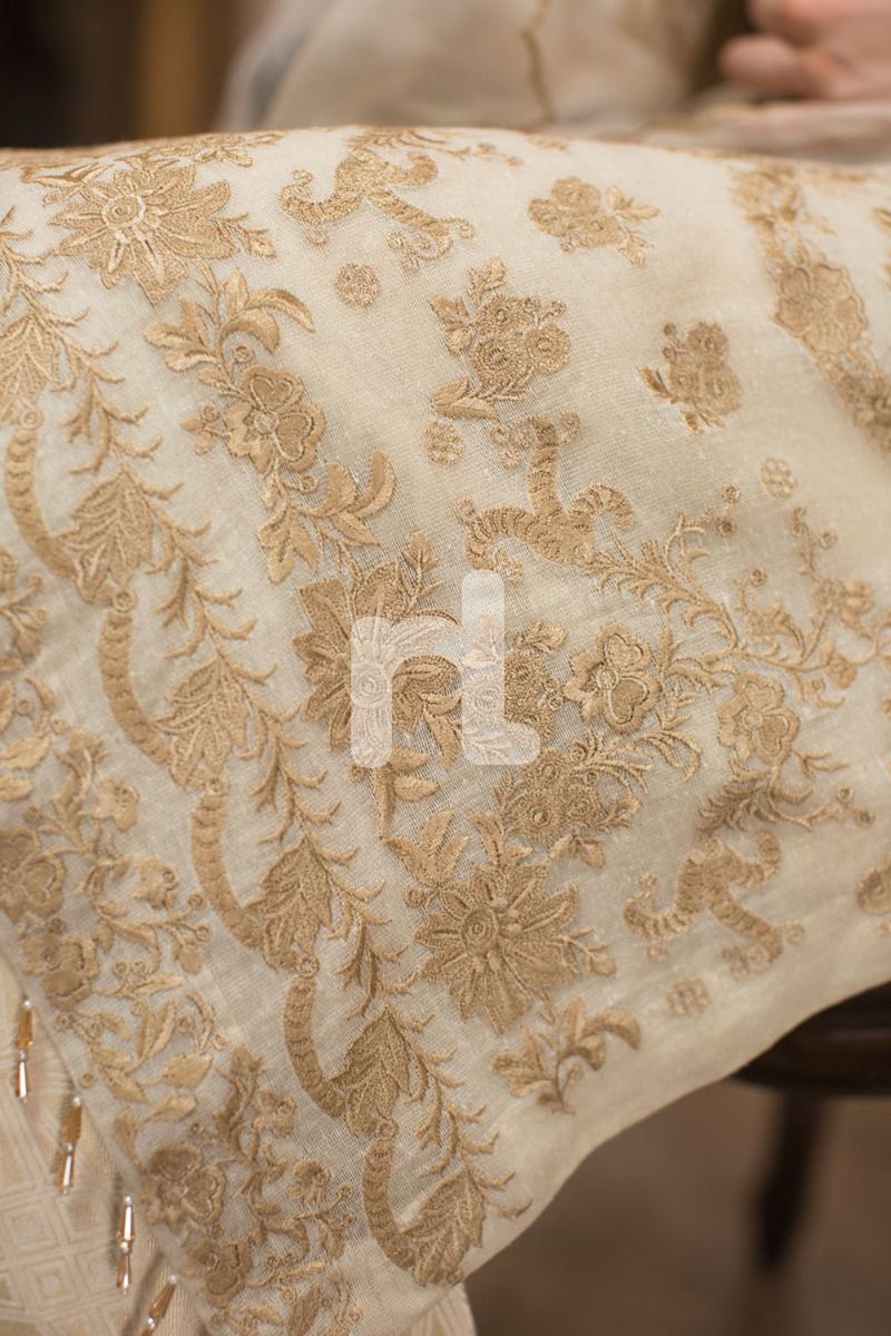/2019/04/nishat-linen-luxury-lawn-19-41908014-zari-cotton-net-cotton-karandi-net-golden-embroidered-luxury-unstitched-4pc-image1.jpeg