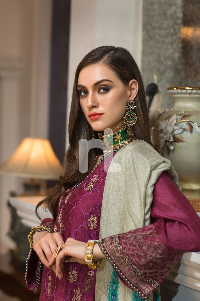 /2019/04/nishat-linen-luxury-lawn-19-41908015-silk-maroon-embroidered-luxury-unstitched-4pc-image1.jpeg