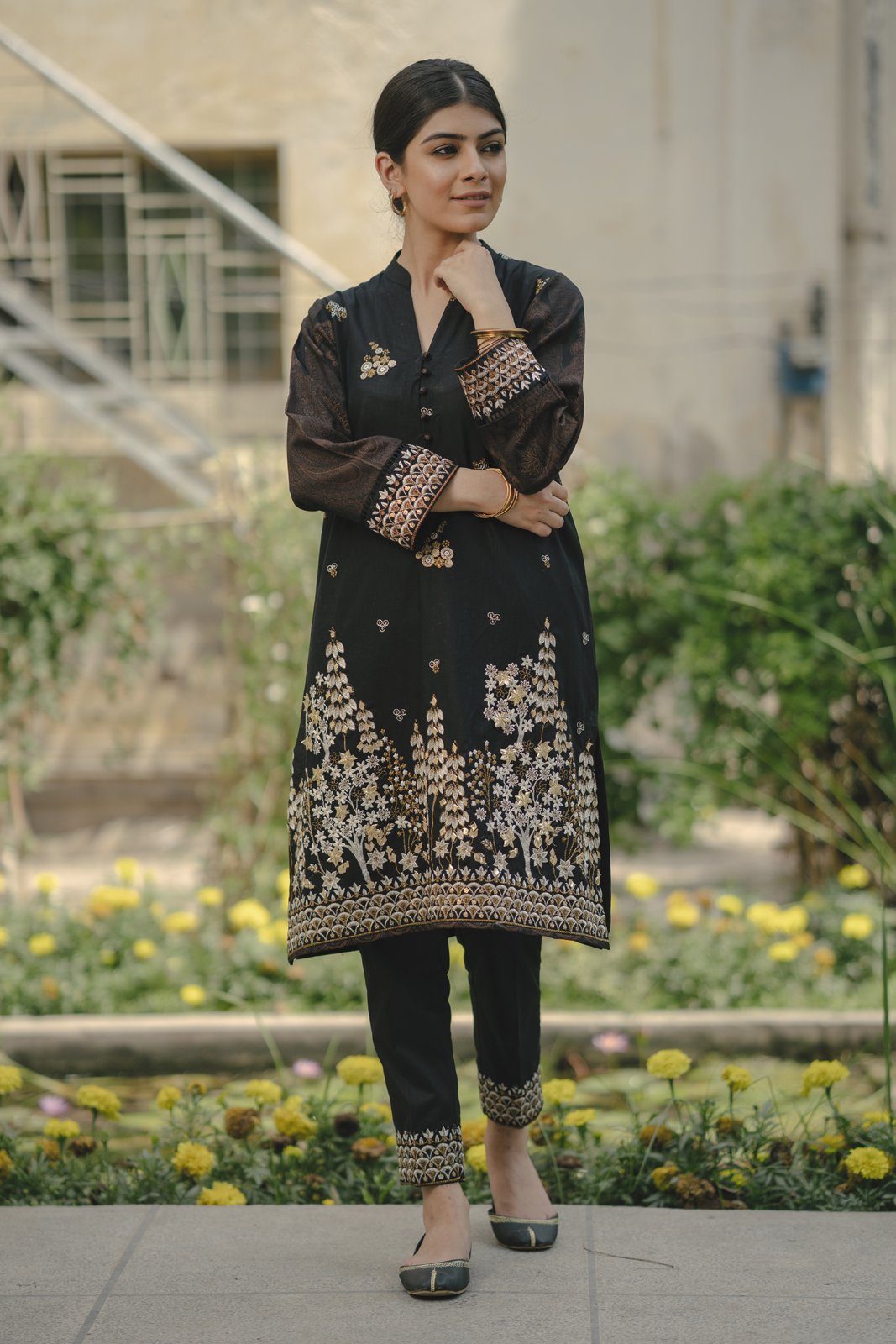 /2019/05/ethnic-by-outfitters-choti-eid-boutique-shirt-wtb291613-10205376-eh-126-image1.jpeg