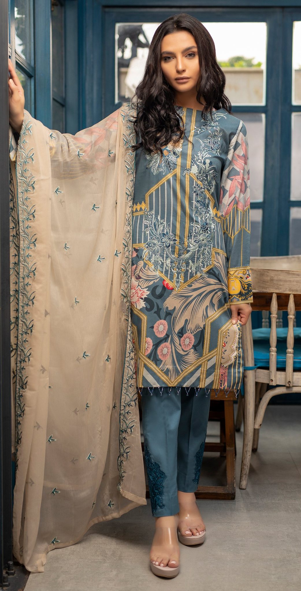 /2019/05/salitex-embroidered-lawn-shirt-with-chiffon-embroidered-dupatta-trouser-bunches-3pc-wk-266a-image1.jpeg
