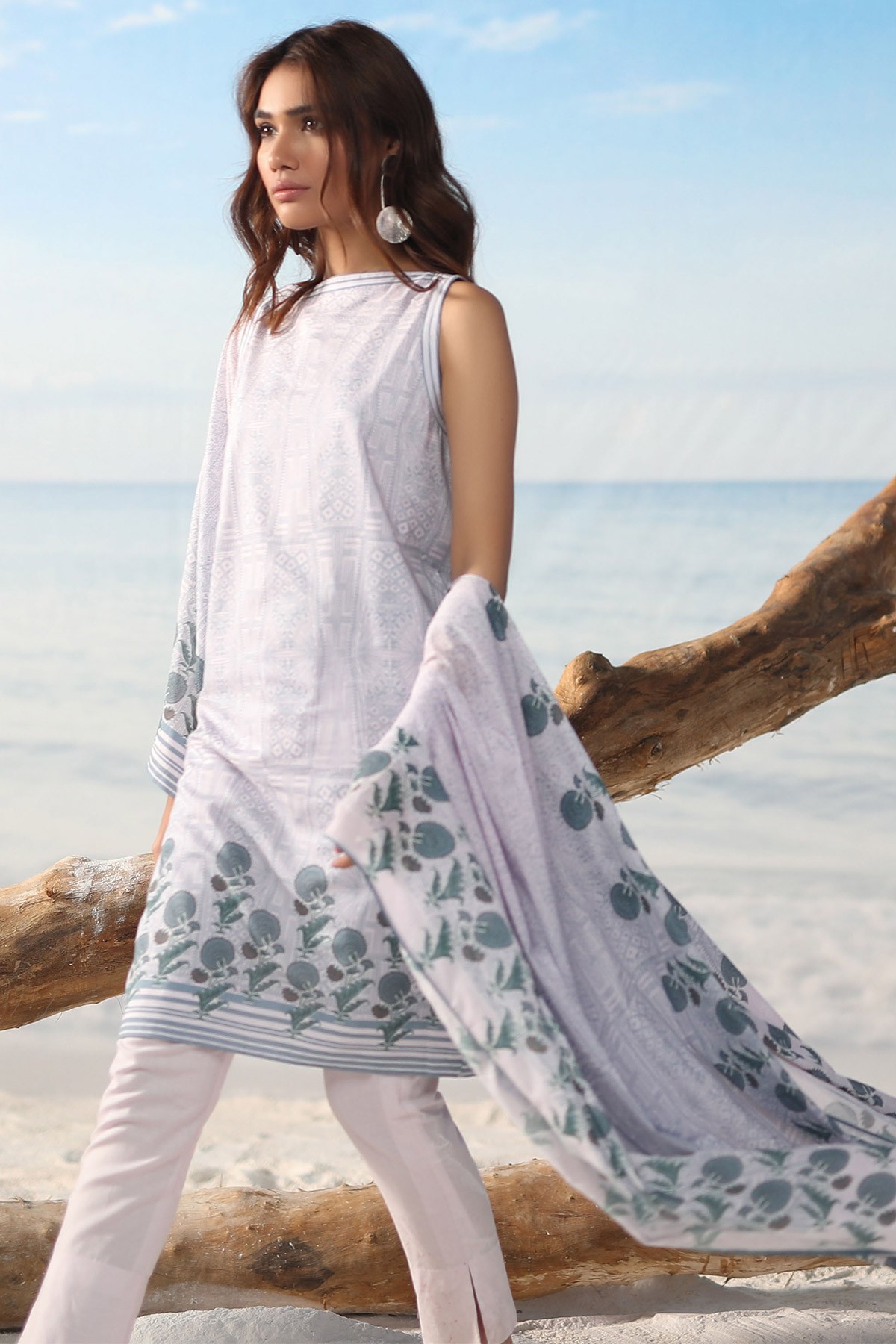 /2019/06/alkaram-studio-spring-summer-collection-2-piece-printed-suit-with-lawn-dupatta-ss-16-19-2-pink-image2.jpeg