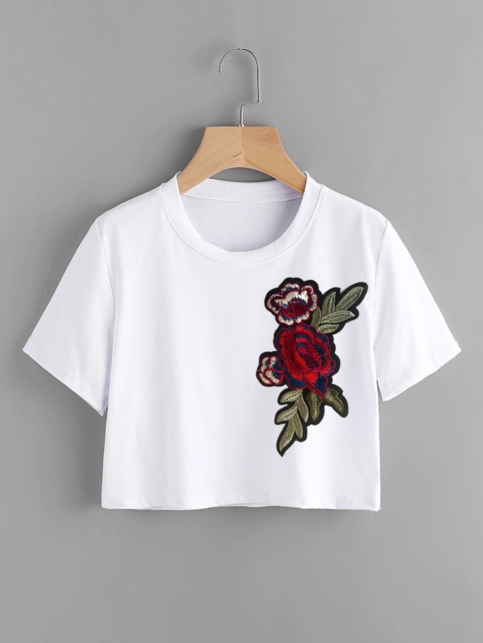 /2019/06/fifth-avenue-womens-ripzt41-embroidered-crop-t-shirt-white-image1.jpeg