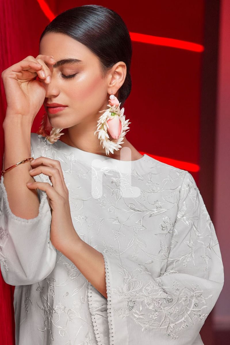 /2019/06/nishat-linen-vol-2-ps19-134-off-white-embroidered-stitched-lawn-shirt-1pc-image2.jpeg