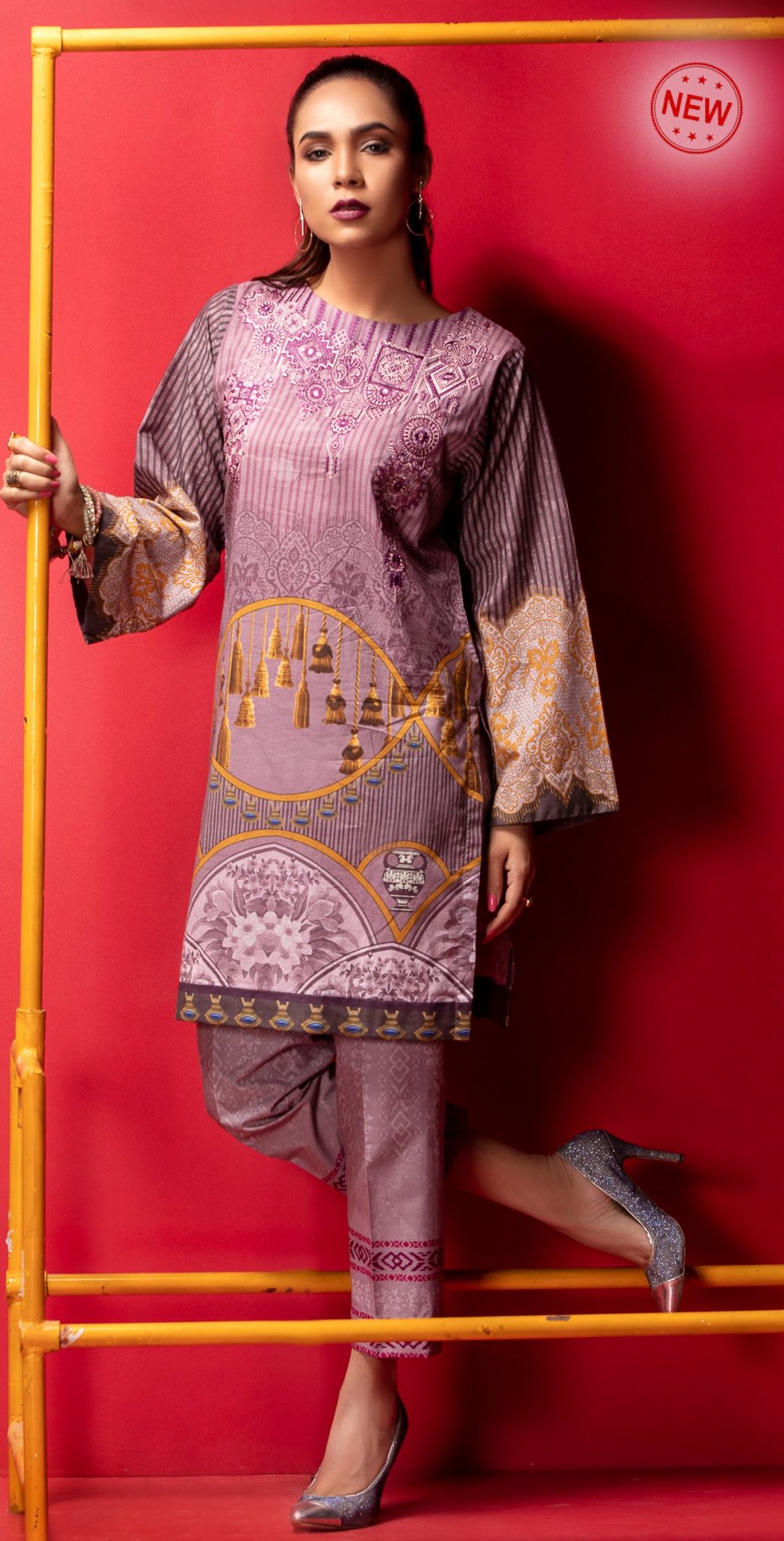 /2019/06/salitex-stitched-digital-printed-embroidered-lawn-kurta-with-embellishments-1pc-casual-pret-cp-09-image1.jpeg