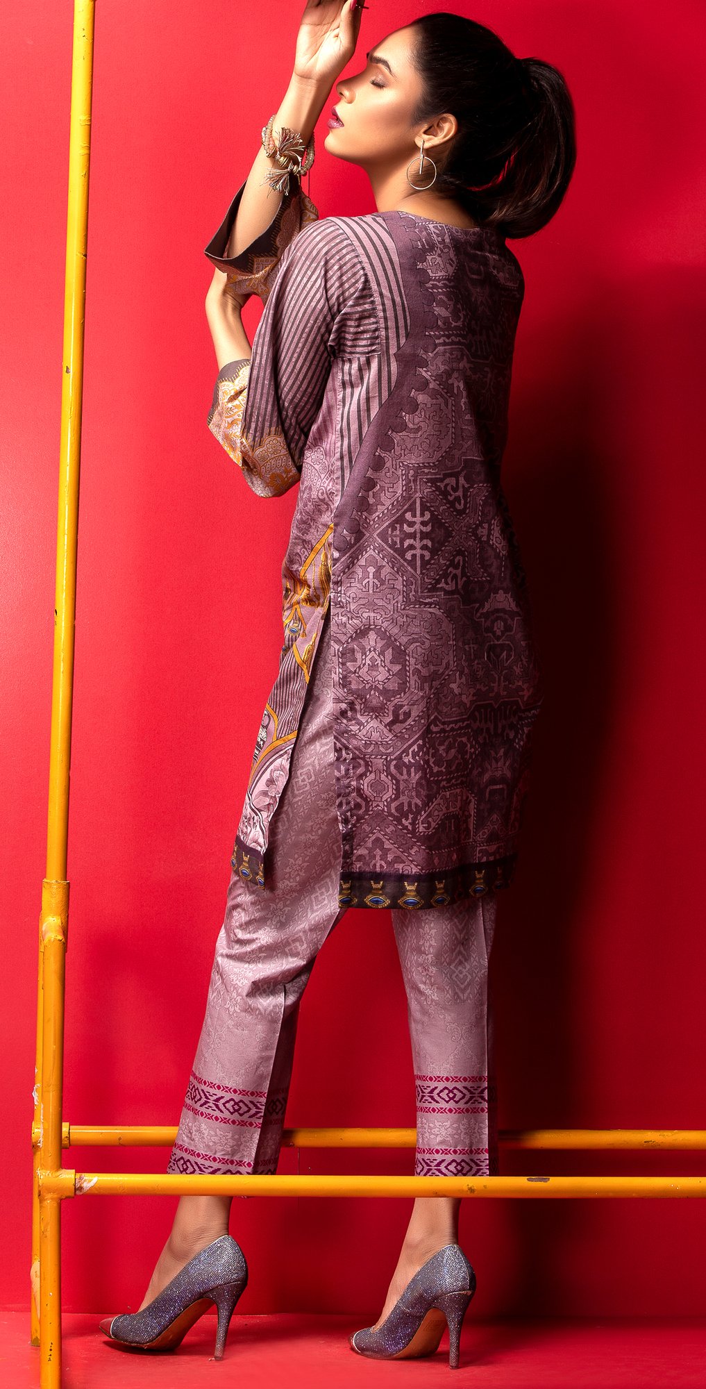 /2019/06/salitex-stitched-digital-printed-embroidered-lawn-kurta-with-embellishments-1pc-casual-pret-cp-09-image2.jpeg