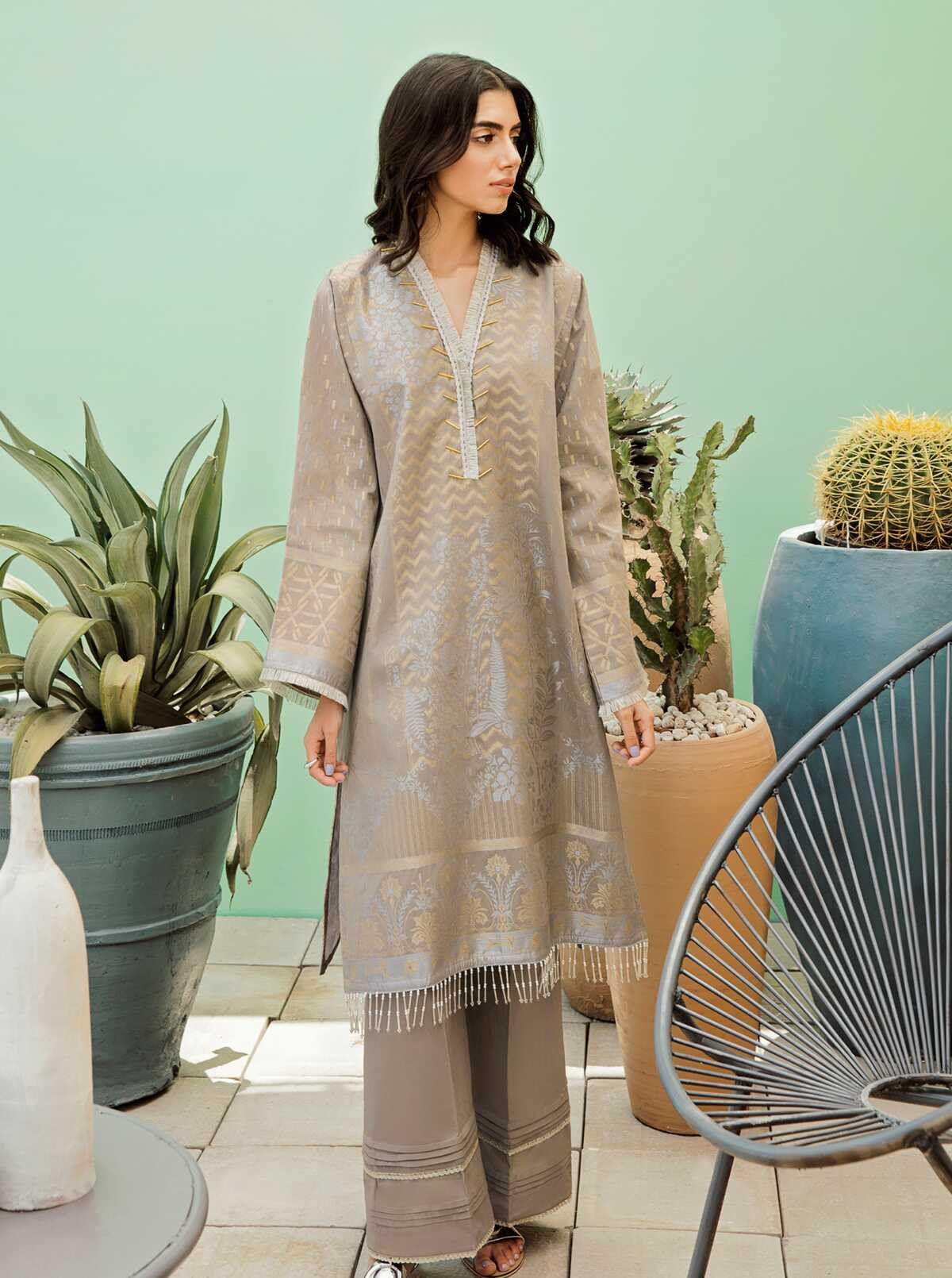 /2019/07/beechtree-eid-collection-ii-daily-gold-jacquard-2-piece-image1.jpeg