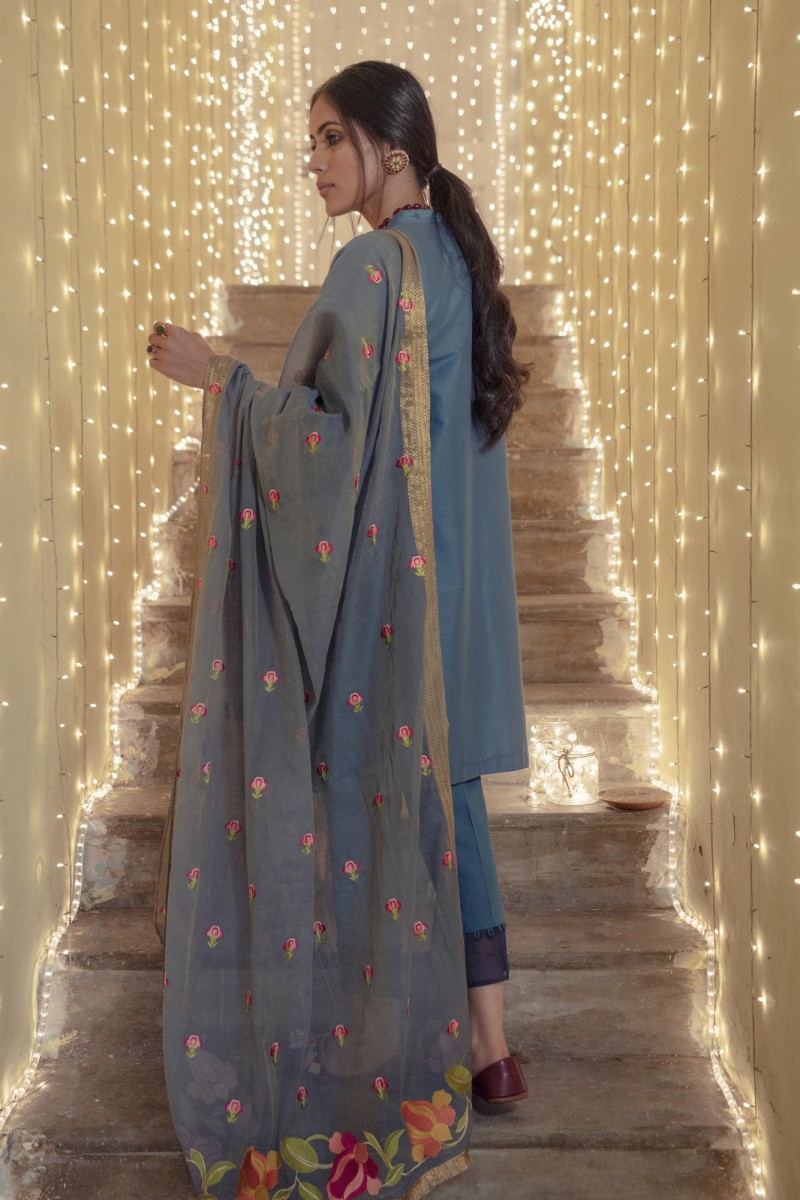 /2019/07/ethnic-by-outfitters-mahrosh-boutique-suit-shirt-dupatta-wtb391531-10216001-as-175-image2.jpeg