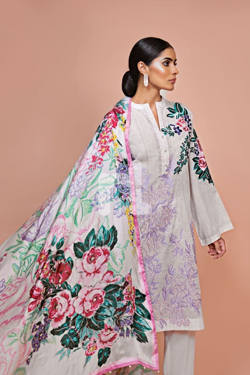 /2019/07/nishat-linen-41907509-silk-chiffon-slub-lawn-cambric-white-digital-printed-embroidered-3pc-image2.jpeg