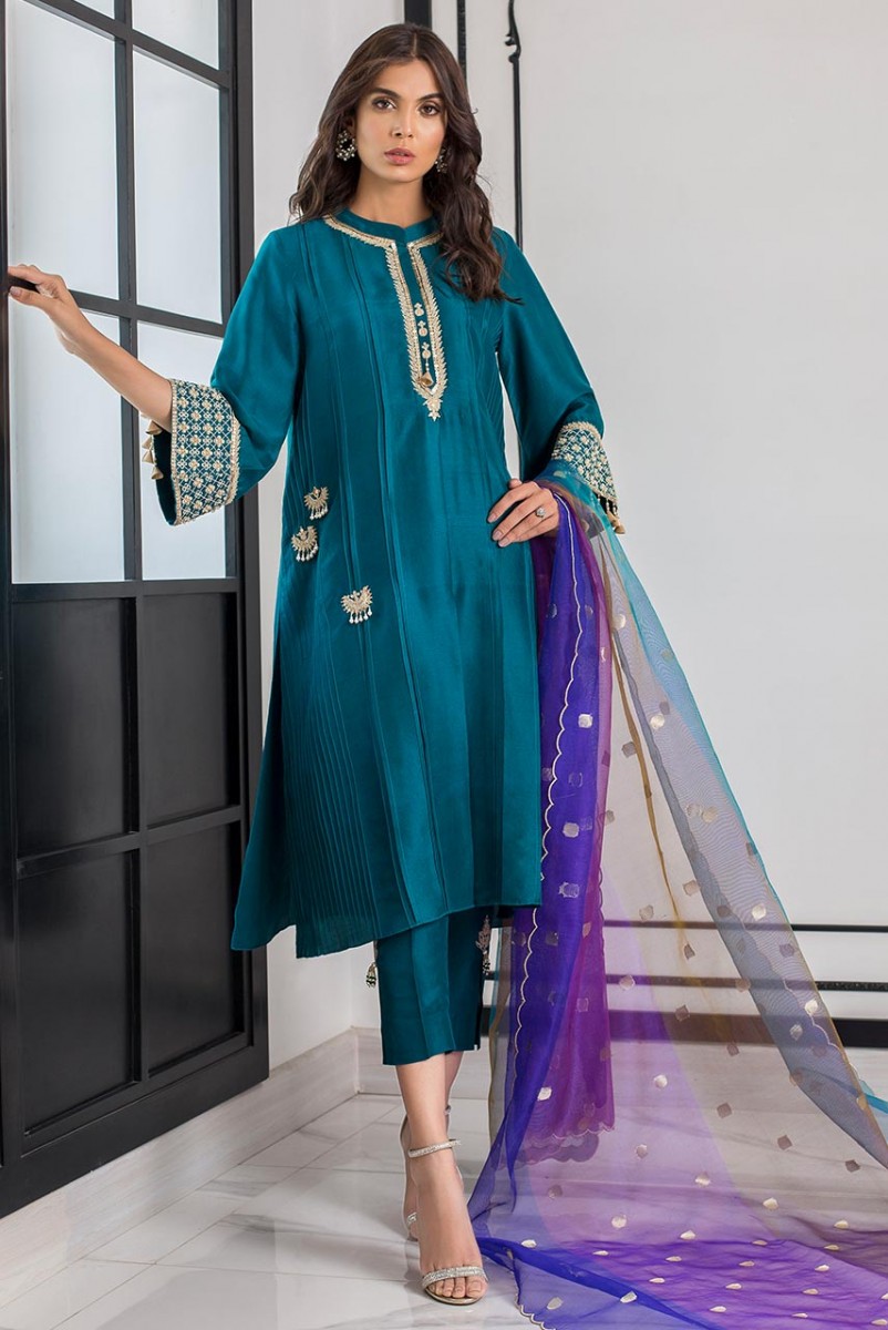 /2019/07/sania-maskatiya-eid-collection-pleated-hand-embellished-kurta-pd19rg018-image1.jpeg
