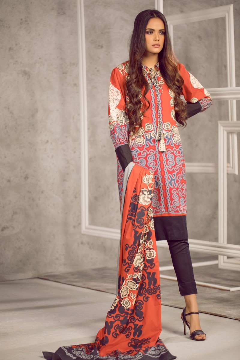 /2019/08/alkaram-studio-infinite-collection-2-piece-embroidered-suit-with-lawn-dupatta-ms-18-19-red-image2.jpeg