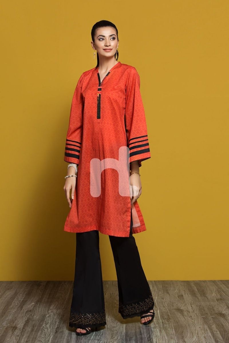/2019/08/nishat-linen-ppe19-32-orange-digital-printed-stitched-lawn-shirt--1pc-image1.jpeg