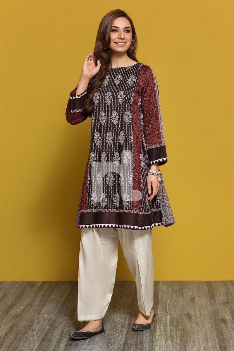/2019/08/nishat-linen-ppe19-47-brown-printed-stitched-lawn-frock--1pc-image1.jpeg