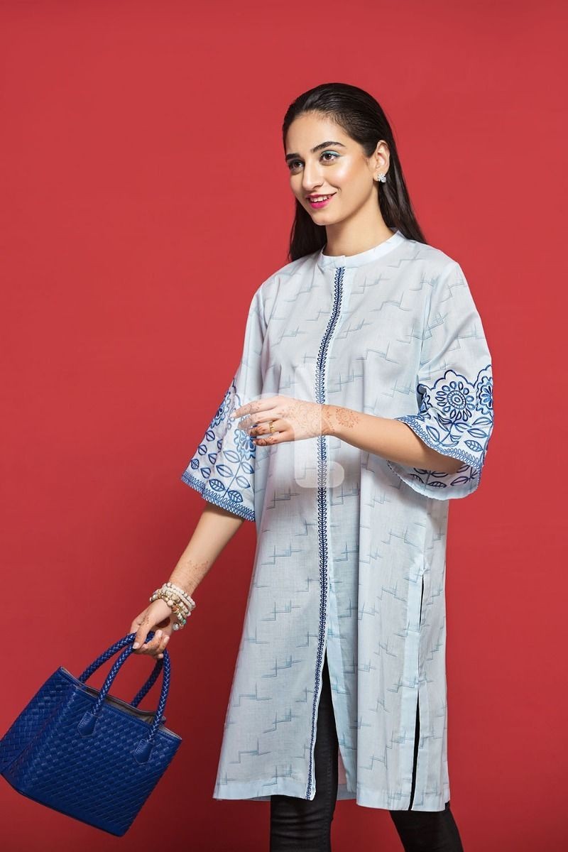 /2019/08/nishat-linen-ppe19-50-blue-printed-embroidered-stitched-lawn-shirt--1pc-image1.jpeg