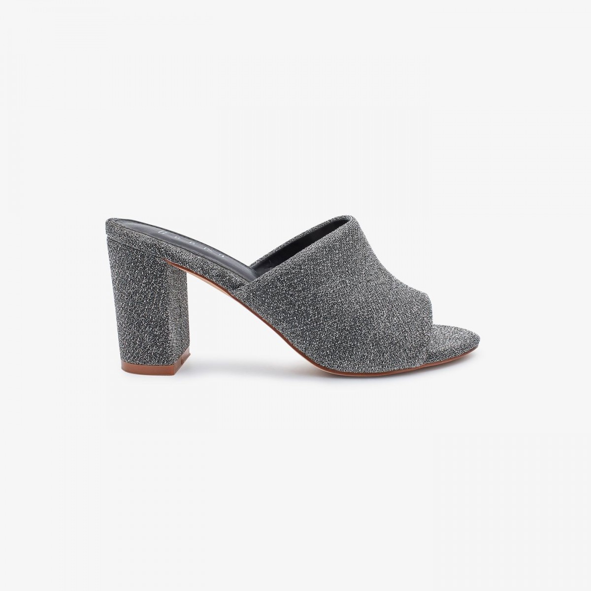 /2019/08/reeva-women-block-heels-rv-ch-0331-grey-image2.jpeg