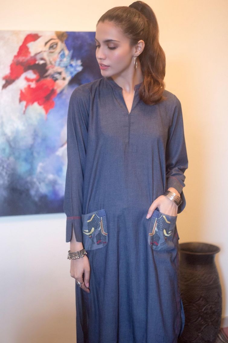 /2019/08/zeen-woman-1-pc-stitched-shirt-denim-wa193003-blue-image1.jpeg