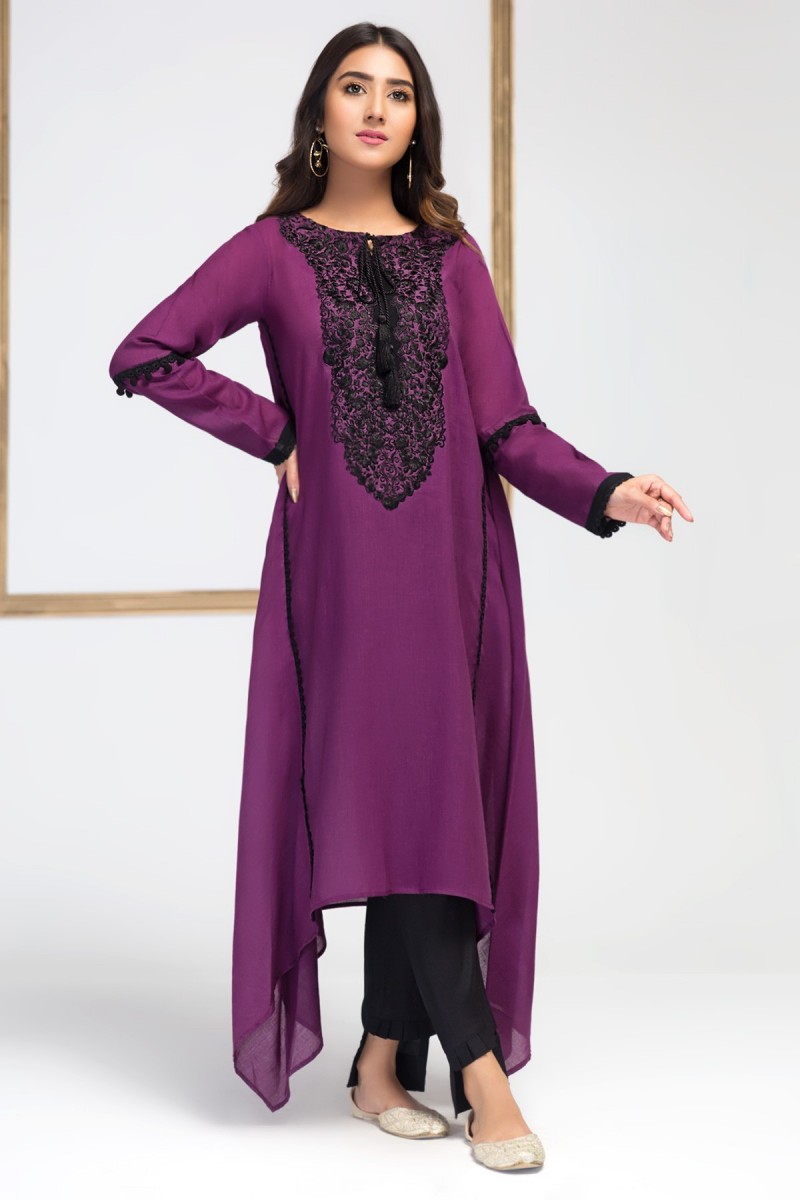 /2019/10/charm-hour-(embroidred-frock)-image1.jpeg