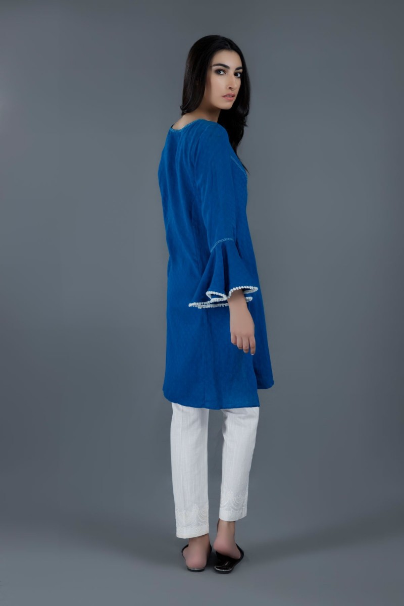 /2019/10/kayseria-winter-19-ready-to-wear-blue-shirt-with-lace-detailingkpn-244-image2.jpeg