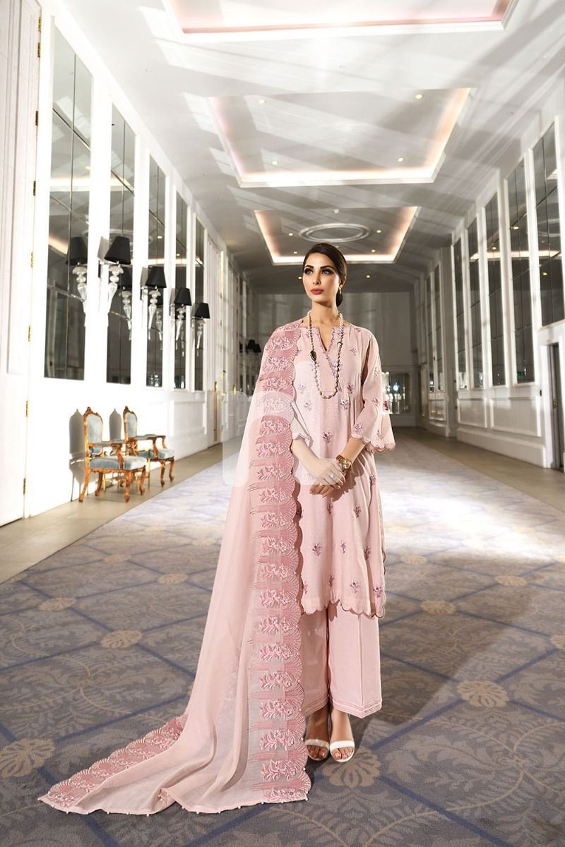 /2019/10/nishat-linen-41908017-swiss-cotton-pink-embroidered-luxury-unstitched-3pc-image1.jpeg