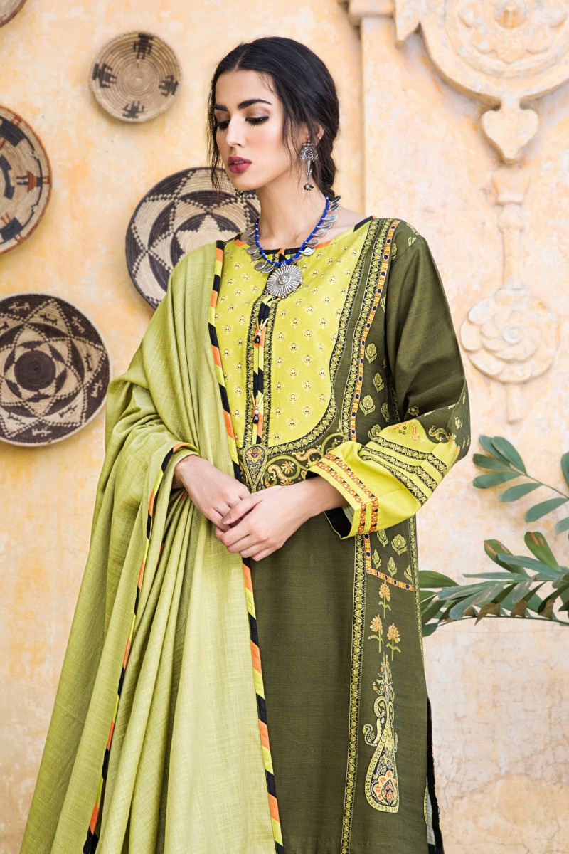 /2019/12/ethnic-by-outfitters-winter-unstitched-collection-divine-wuc491357-10228663-ws-040-image2.jpeg