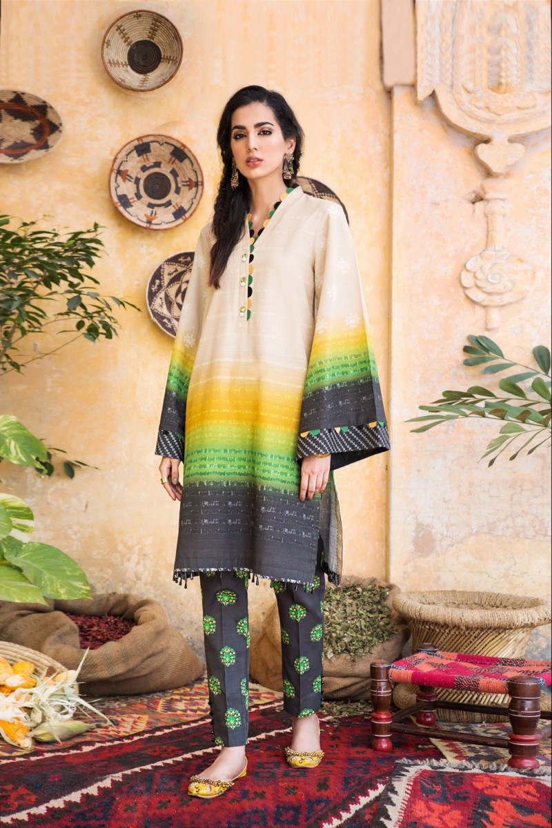 /2019/12/ethnic-by-outfitters-winter-unstitched-collection-karen-kane-wuc491374-10230447-ws-056-image1.jpeg