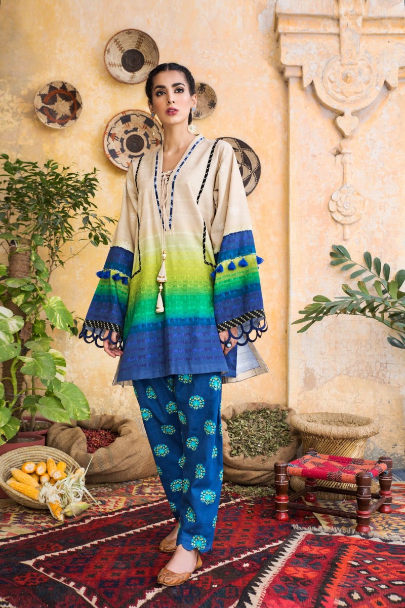 /2019/12/ethnic-by-outfitters-winter-unstitched-collection-karen-kane-wuc491374-10230448-ws-057-image1.jpeg