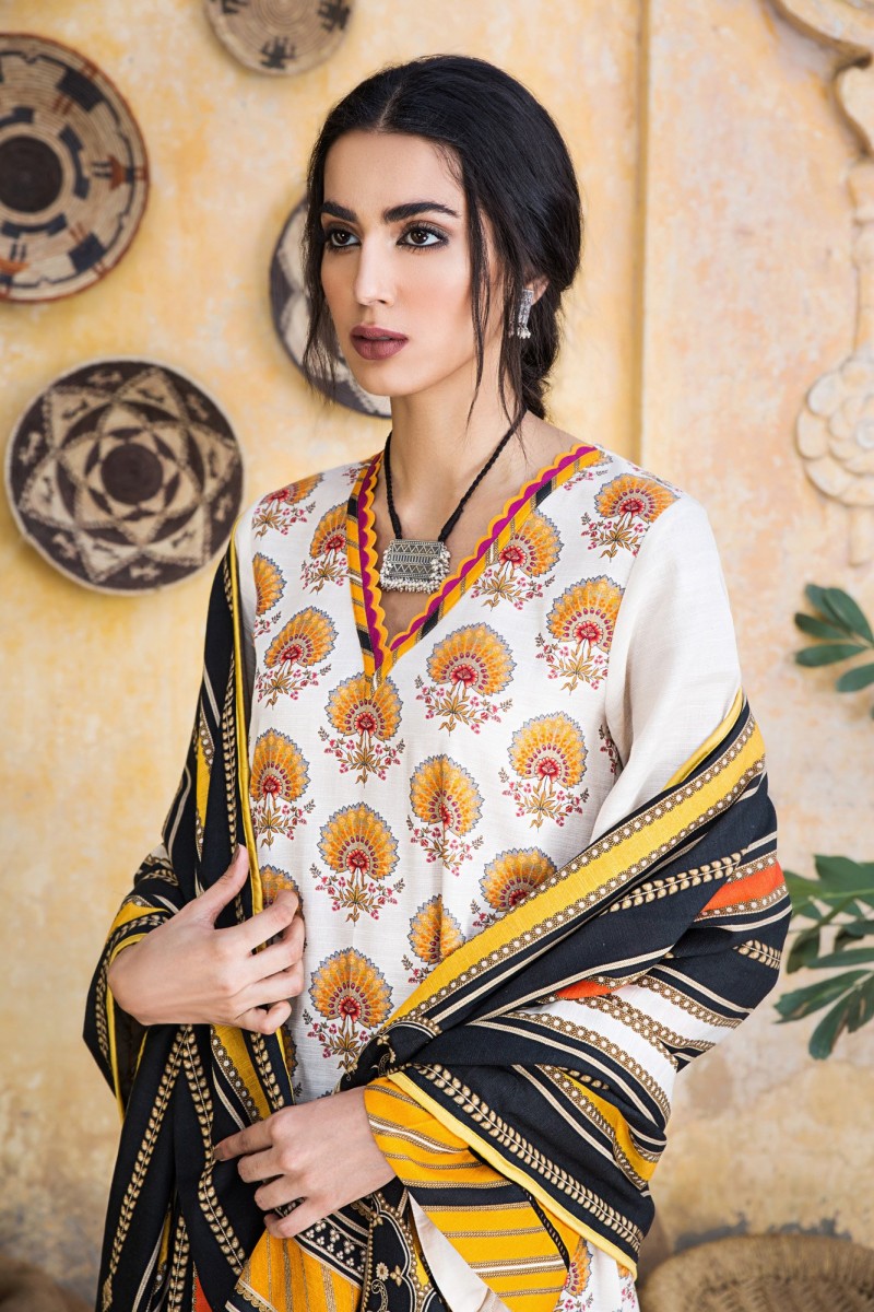 /2019/12/ethnic-by-outfitters-winter-unstitched-collection-krasivaya-wuc491384-10232351-ws-064-image2.jpeg