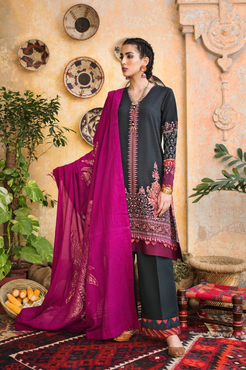 /2019/12/ethnic-by-outfitters-winter-unstitched-collection-miratul-azia-wuc491367-10230443-ws-052-image1.jpeg