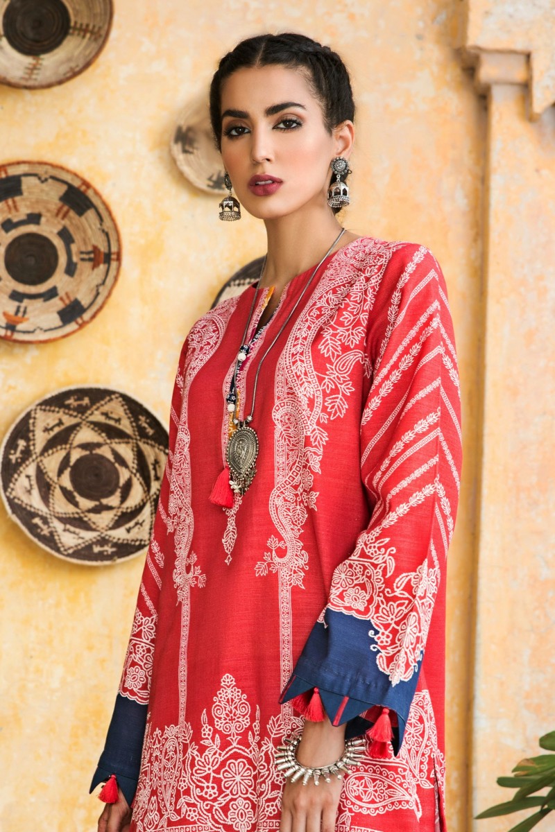 /2019/12/ethnic-by-outfitters-winter-unstitched-collection-miratul-azia-wuc491367-10230444-ws-053-image2.jpeg