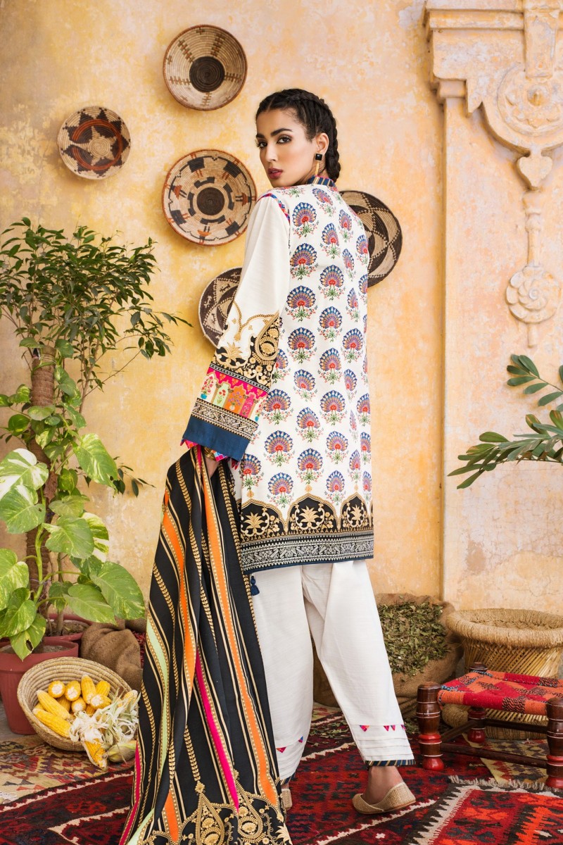 /2019/12/ethnic-by-outfitters-winter-unstitched-collection-paisley-garden-wuc491358-10230437-ws-042-image3.jpeg