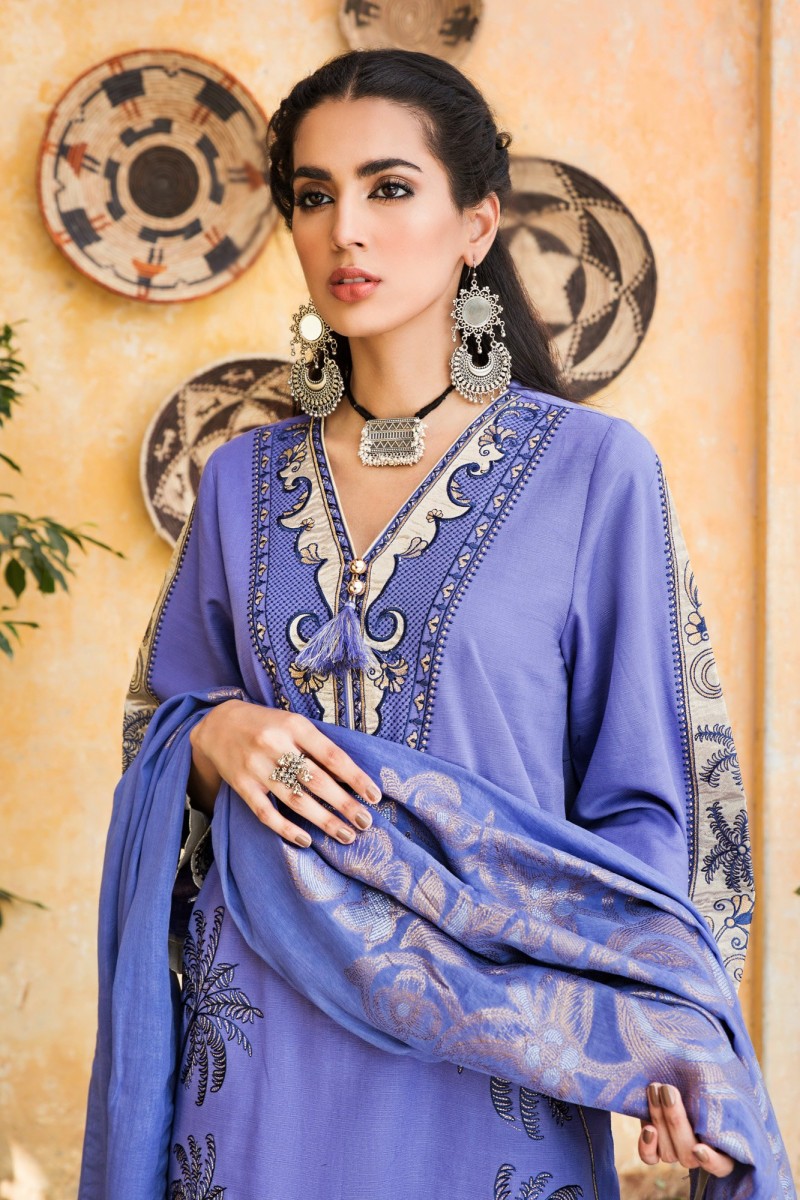 /2019/12/ethnic-by-outfitters-winter-unstitched-collection-zawya-wuc491389-10230468-ws-073-image2.jpeg