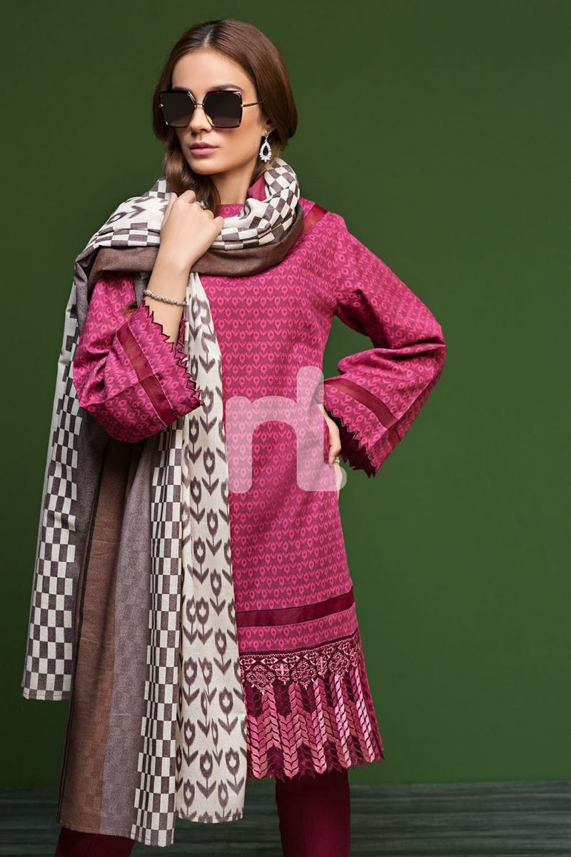 /2019/12/nishat-linen-winter19-unstitched-41901118-khaddar-karandi-pink-printed-embroidered-3pc-image1.jpeg