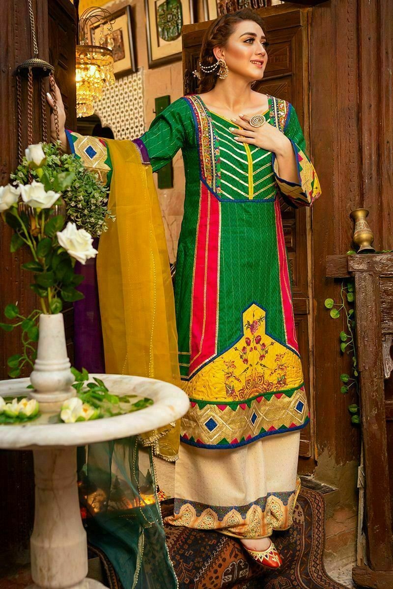 /2019/12/zahra-ahmad-luxury-pret-emerald-image1.jpeg