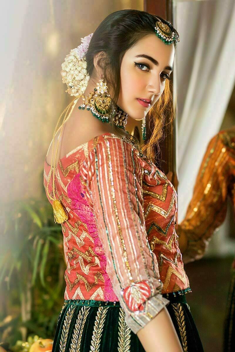 /2019/12/zahra-ahmad-wedding-wear-gul-bhaar-gm-16-image2.jpeg
