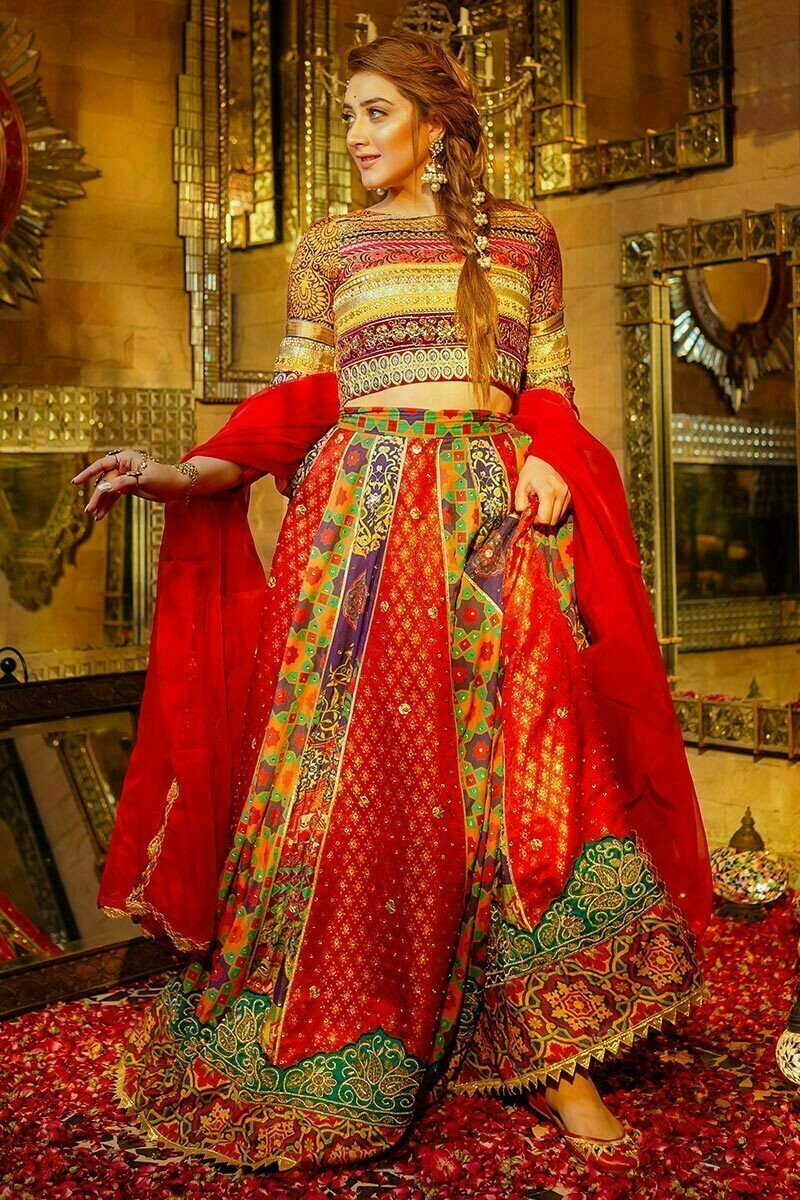 /2019/12/zahra-ahmad-wedding-wear-mogra-eb-15-image1.jpeg