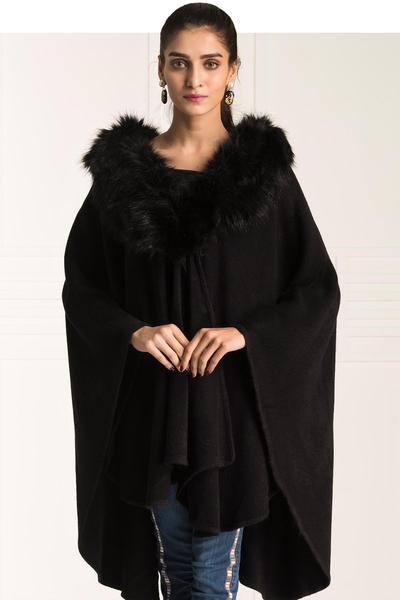 /2020/01/by-the-way-sweater-covered-fur-wrw0364-reg-blk-image1.jpeg