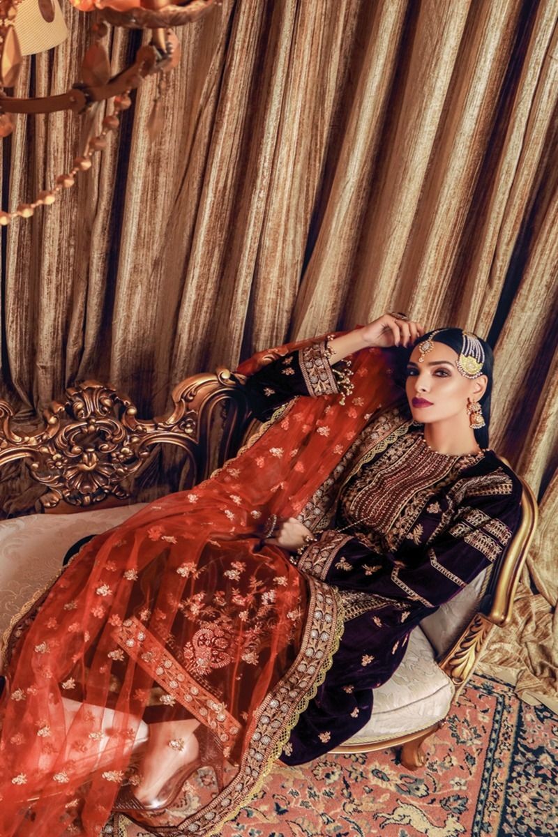 /2020/01/gul-ahmed-maahru-collection-3-pc-embroidered-suit-prw-05-image3.jpeg