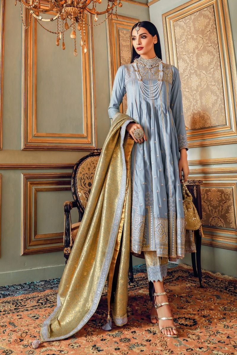 /2020/01/gul-ahmed-maahru-collection-3-pc-hand-embroidered-suit-prw-04-image1.jpeg
