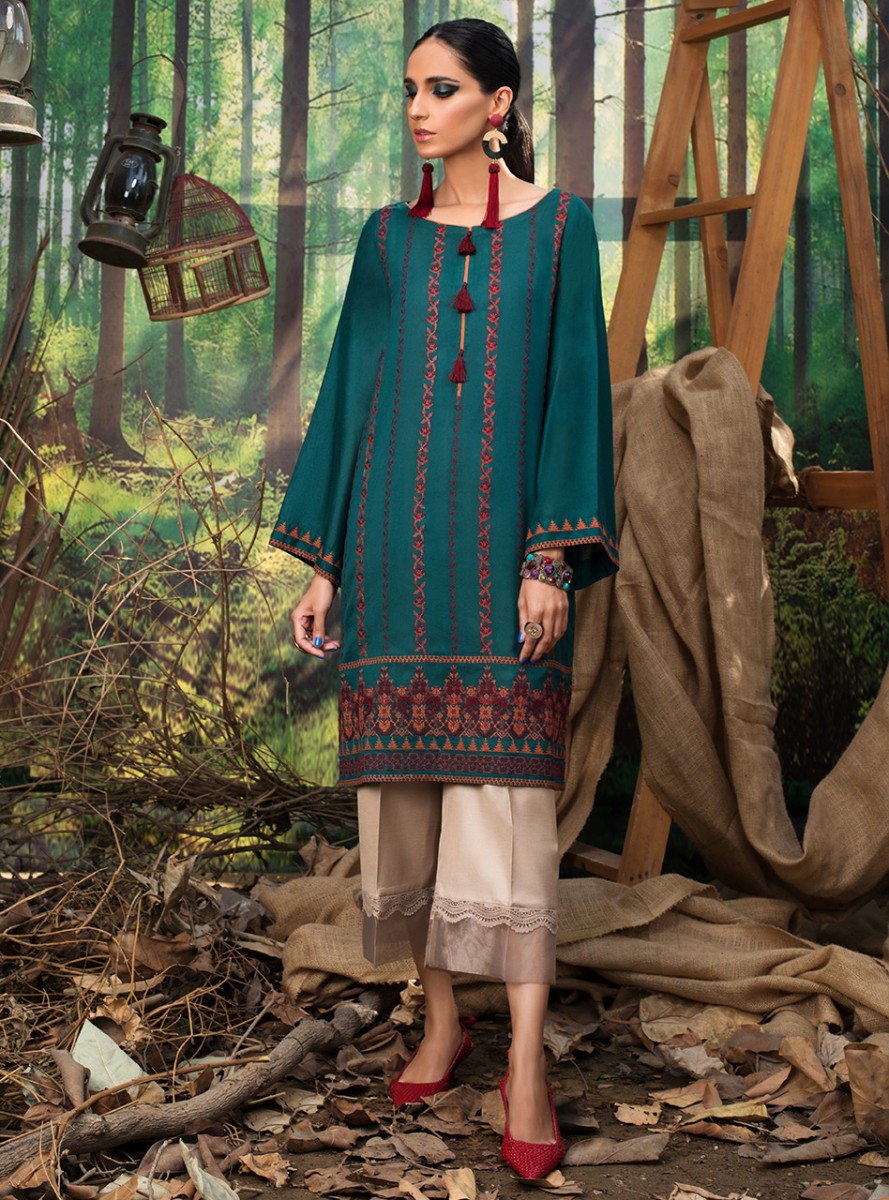 /2020/01/zainab-chottani-explore-collection-jade-russet-100065-image2.jpeg