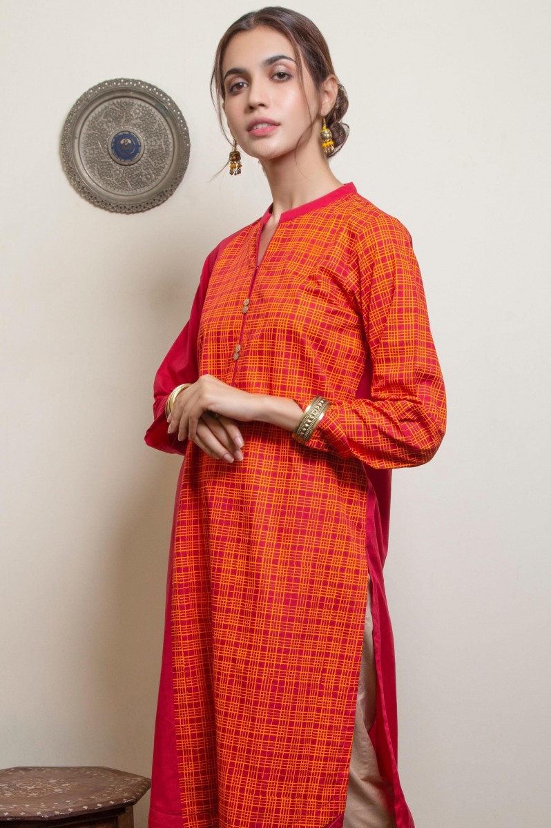/2020/01/zeen-woman-merak-winter-pret-1-pc-stitched-shirt--cambric-printed-wa193020-red-image1.jpeg