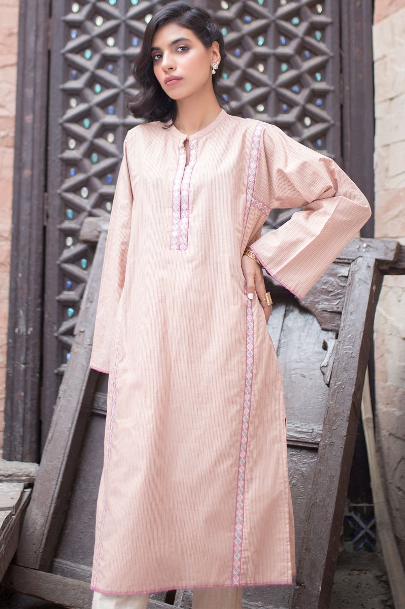 /2020/01/zeen-woman-merak-winter-pret-1-pc-stitched-shirt--yarn-dyed-wa194043-peach-image1.jpeg