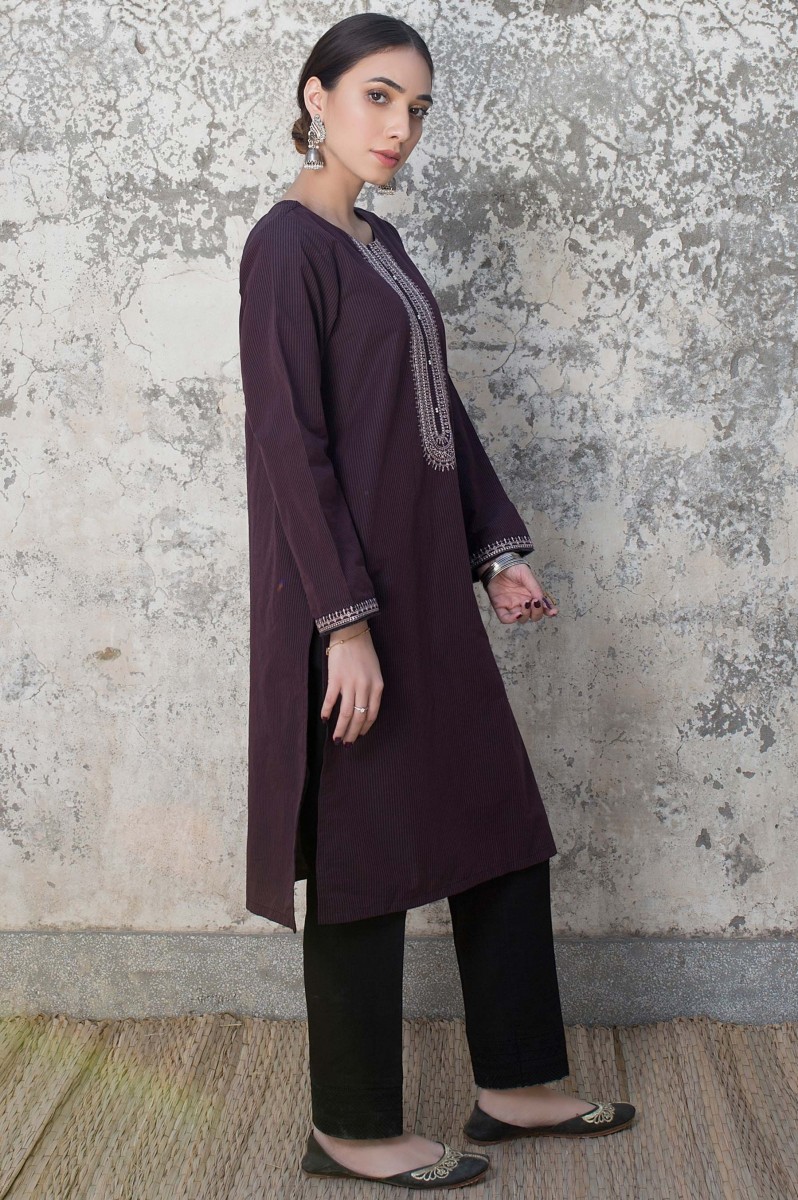 /2020/01/zeen-woman-merak-winter-pret-1-pc-stitched-shirt--yarn-dyed-wa194049-maroon-image3.jpeg