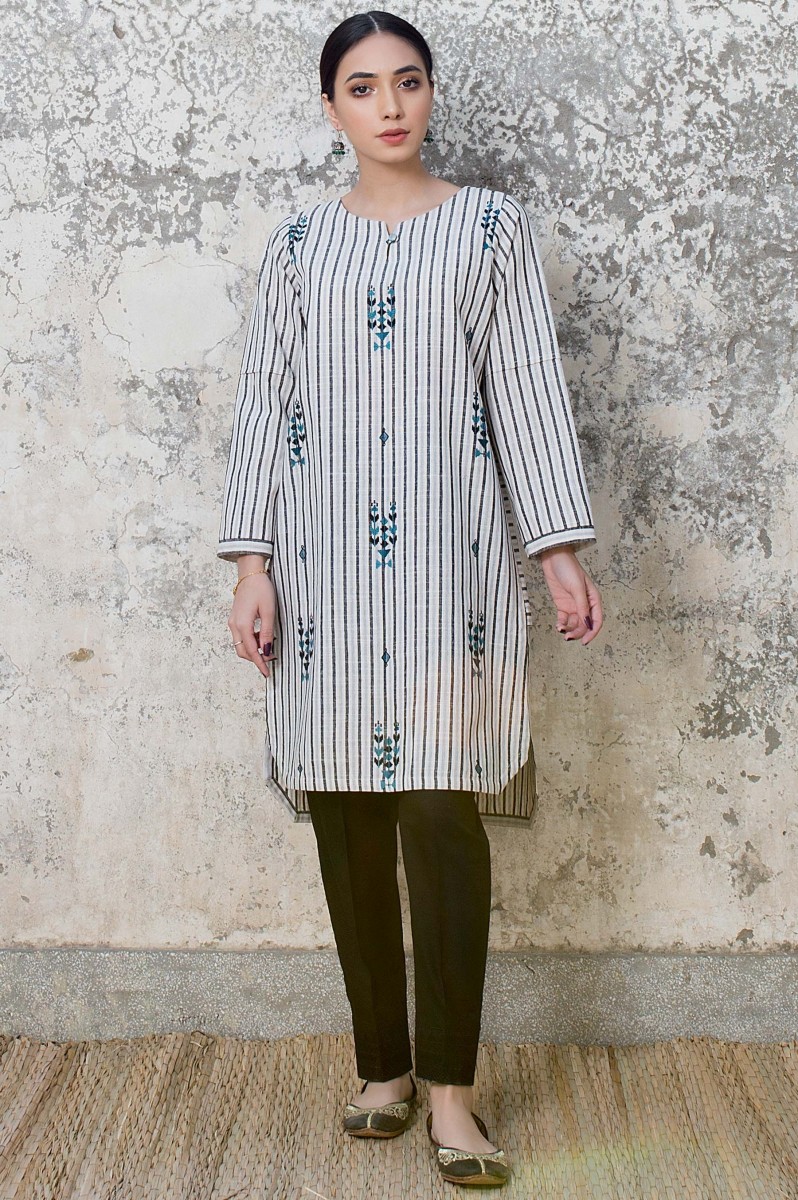 /2020/01/zeen-woman-merak-winter-pret-1-pc-stitched-shirt--yarn-dyed-wa194050-white-black-image1.jpeg