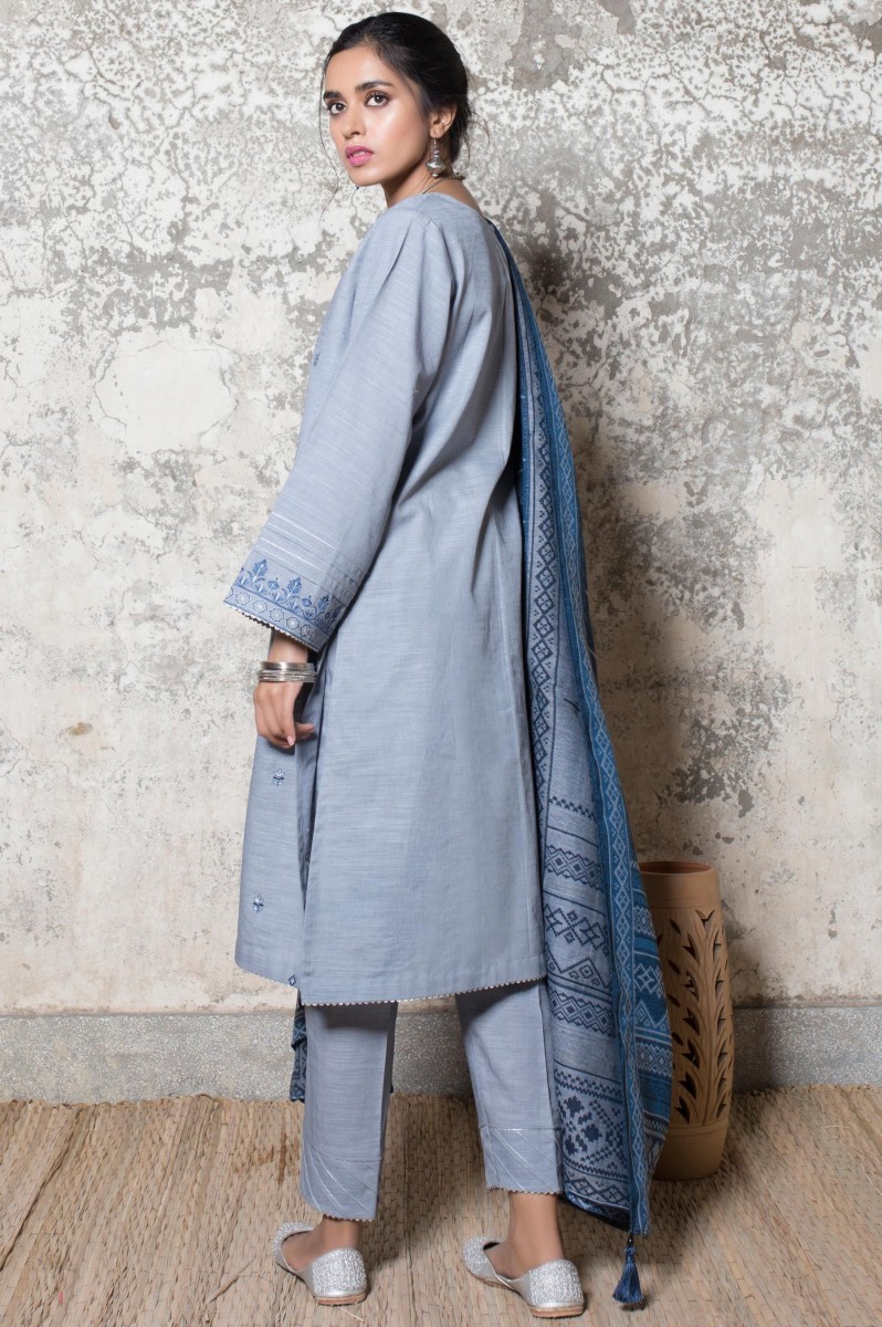 /2020/01/zeen-woman-merak-winter-pret-stitched-1-piece-digital-printed-cambric-wl195031-white-image2.jpeg