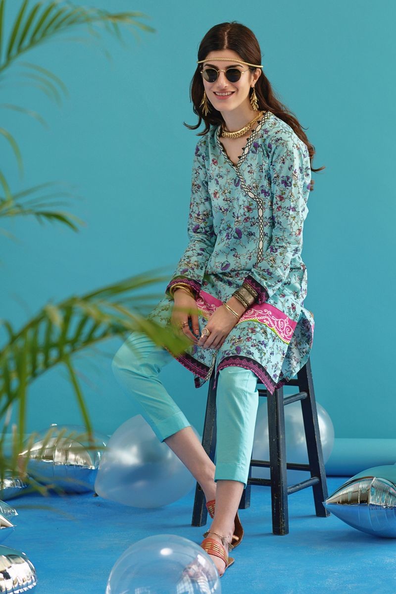 /2020/02/gul-ahmed-summer-lawn20-2pc-unstitched-lawn-suit-tl-277-image3.jpeg